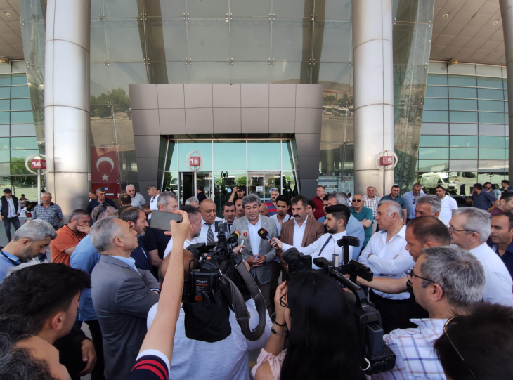 Esnaf eylem yaptı! Ataş: AKP'nin yönetim anlayışı her kesimi derinden yaralıyor!